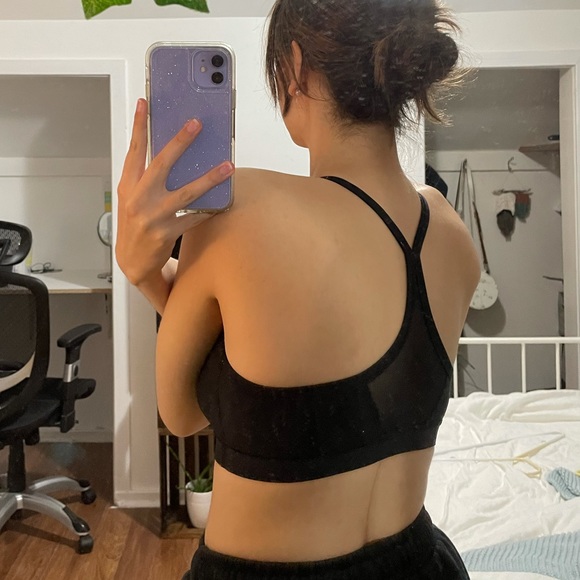 Black Aerie sports bra - Picture 2 of 5